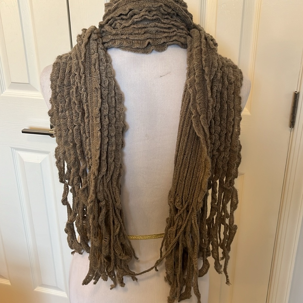 Taupe Ruffle Scarf - Picture 4 of 5
